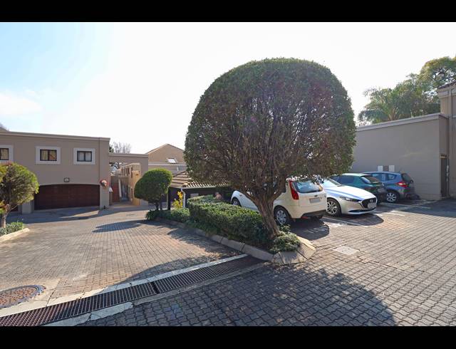 3 BEDROOM APARTMENT FOR SALE IN WAVERLEY